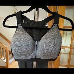 Victorias secret VSX sports bra Size 36 DD